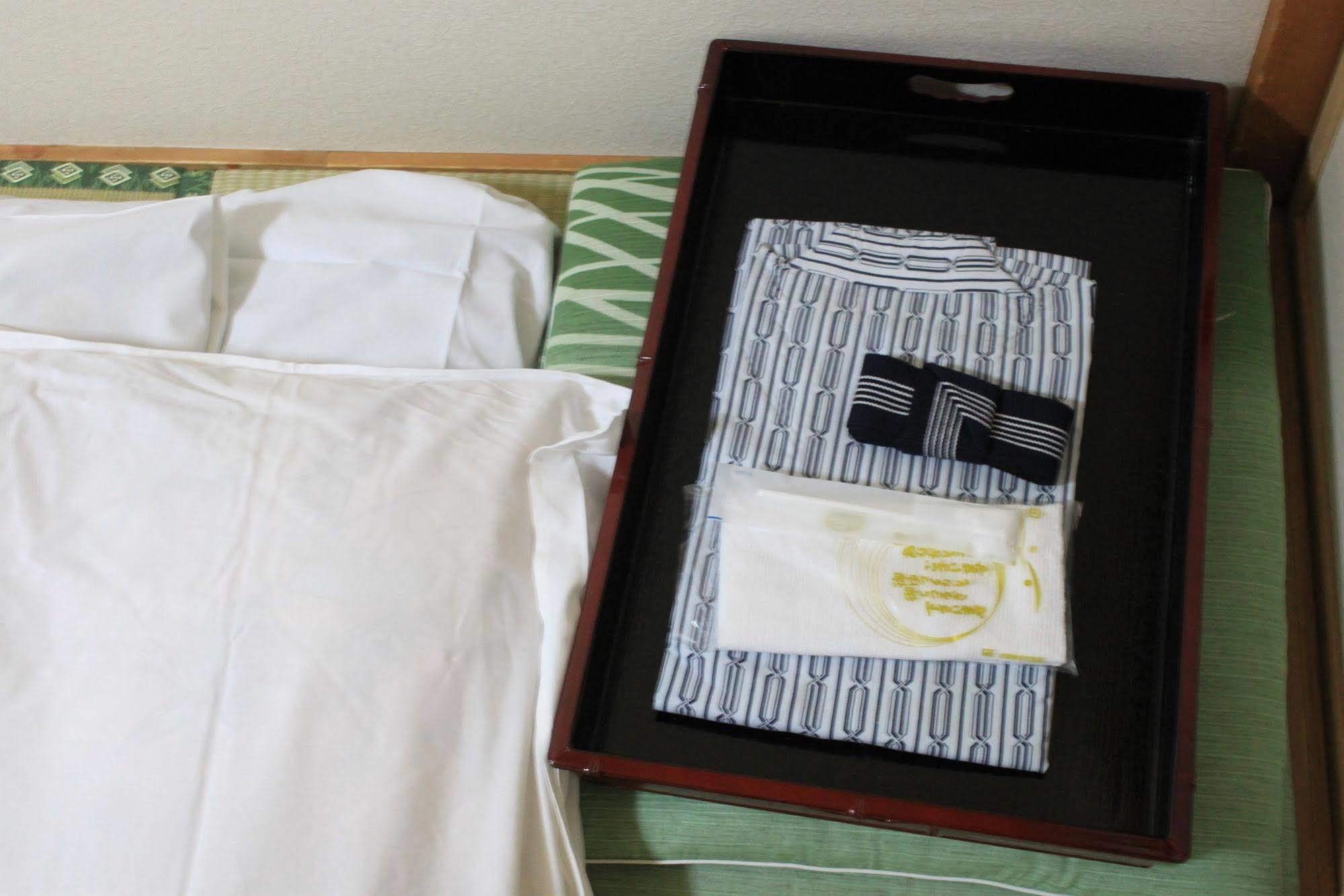 New Hakuginso Hotel Furano Luaran gambar